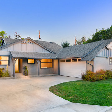 Contemporary Showpiece