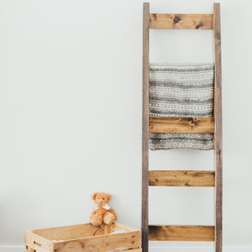 Bedroom Decor - Blanket Ladder & Wooden Crate