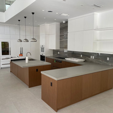7318 South Miami