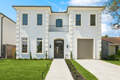 Traditional exterior home idea in New Orleans