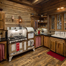 Log Cabin / Wood House