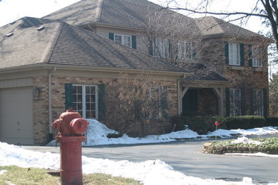 Example of an exterior home design in Chicago