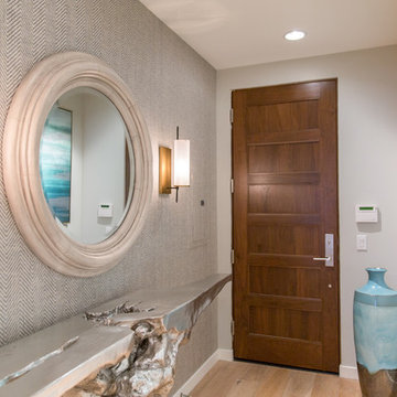 La Jolla | Modern Classy Coastal Condo