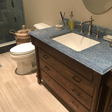 Seacoast Carriage House Bathroom