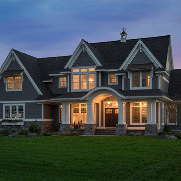 Traditional Hamptons in Twin Cities