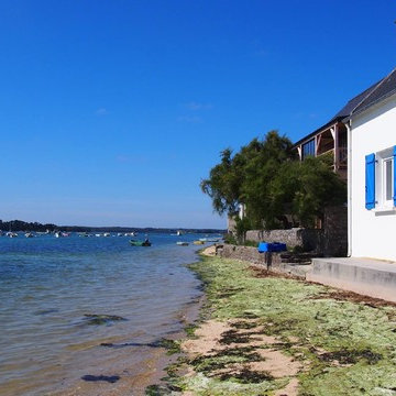 Maison de pêcheur les pieds dans l'eau...