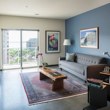 306 W Main