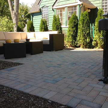 Contemporary Downtown Patio
