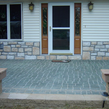Decorative Concrete Templated Patio w/Composite Bench Seating