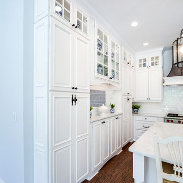 Blanc French Country Kitchen