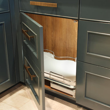 Vision Woodworks Inc Mercer Island Display Kitchen