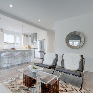 Mowat St Modern