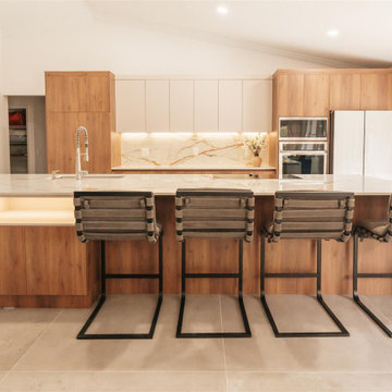 Transforming Miami Kitchens: Bespoke Renovation Mastery by D’Cassa