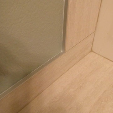 BATHROOM - 12" x 24" Vertical Offset with Glass Accent