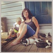 Sara Lussier's photo