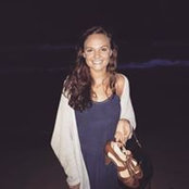 Emily Schulting's photo