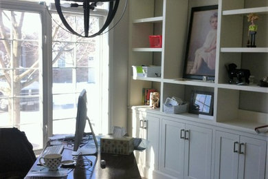 Example of an urban home office design in Toronto
