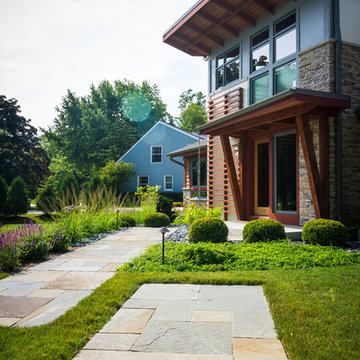 Mid-Century Vibe Front Yard - Bayside,WI