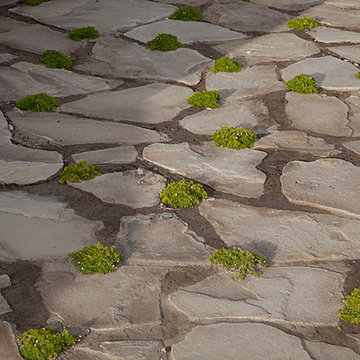 Flagstone Walkways & Patios