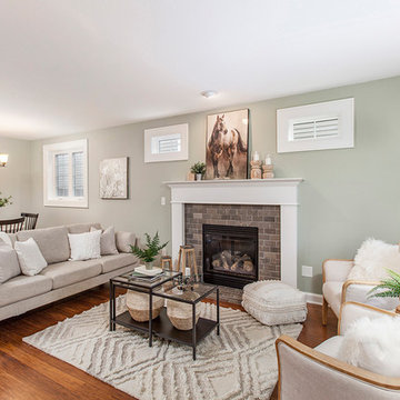Home Staging | Mint Green Dream House
