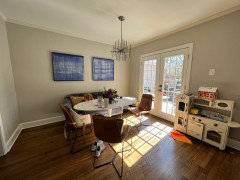 Dining Bench Sizing? Longer than table or shorter?