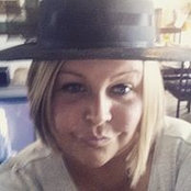 Ashley Dumont-Naves's photo