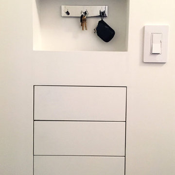 Entry niche