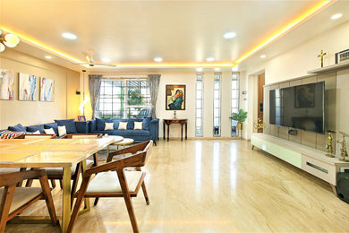Contemporary living room in Pune.