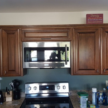 Kitchen Cabinet Reface with New Doors & Drawers with Soft Close & Quartz Counter