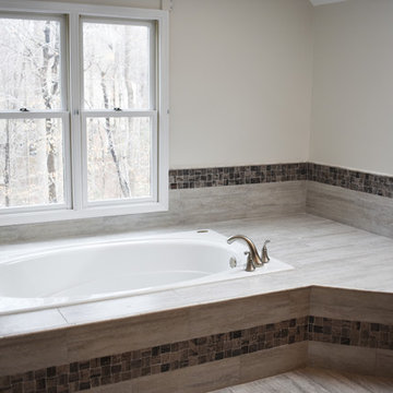 Gallagher, Main bath finished