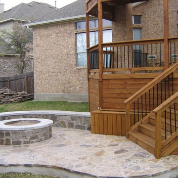 Custom Decks and Patios