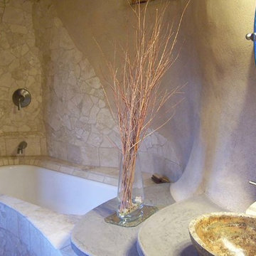 Off-the-grid Straw Bale Home