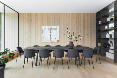 Dining room - contemporary dining room idea in Vancouver