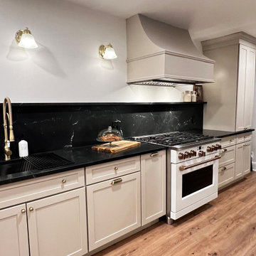Vintage Modern Kitchen - Middle Island, NY