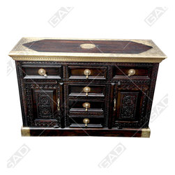 WOOD EN BRASS SIDEBOARD 6 DRAWER 2 DOOR - Furniture