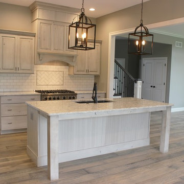 Edgebrooke Homes- Viking Appliances in a Koch White Drift Kitchen.