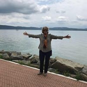 Em Nazz's photo