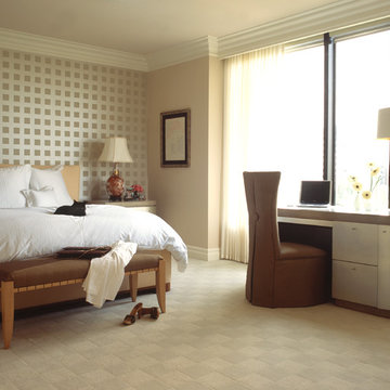 Upscale Contemporary HighRise Retreat