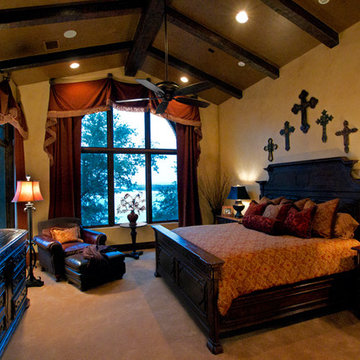 Hollows - Texas Tuscan