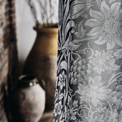 Colecci&oacute;n Pure Morris de MORRIS - Drapery Fabric