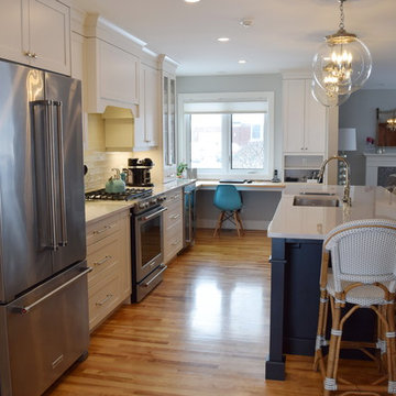 Transitional Kitchen in Ottawa, Ontario