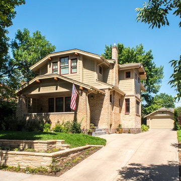 Washington Park Bungalow Pop Top