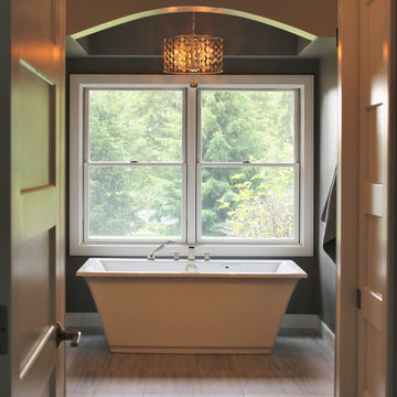 Colona, IL - Master Bath Remodeled Retreat