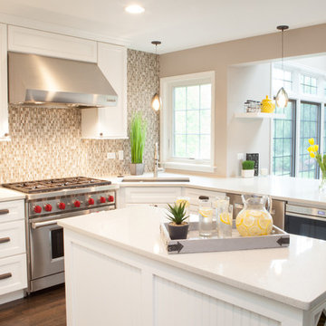 Splash of Summer Kitchen in Algonquin