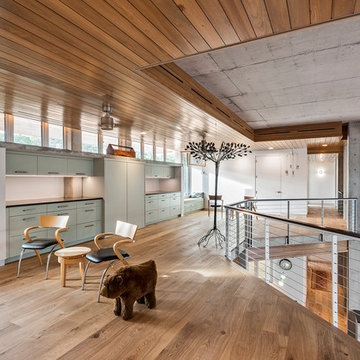 Beachfront Multi-Generational Family Retreat