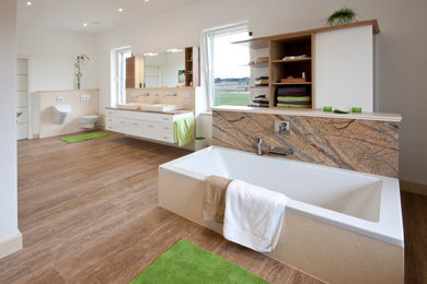 Mediterranes Badezimmer in München