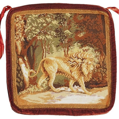 Lion Chair Pad, 18"x18"