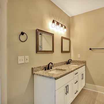 1608 MELROSE DR SW