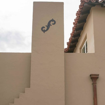 $1,025,000 2032 N ALVARADO Road Phoenix, AZ 85004