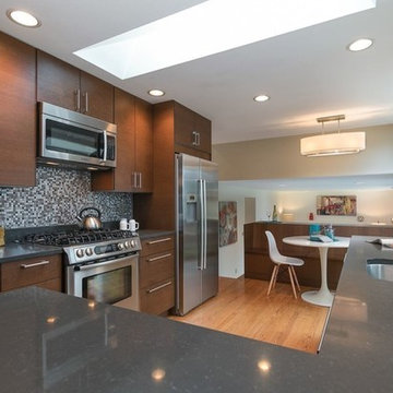 Renton Mid-Century modern